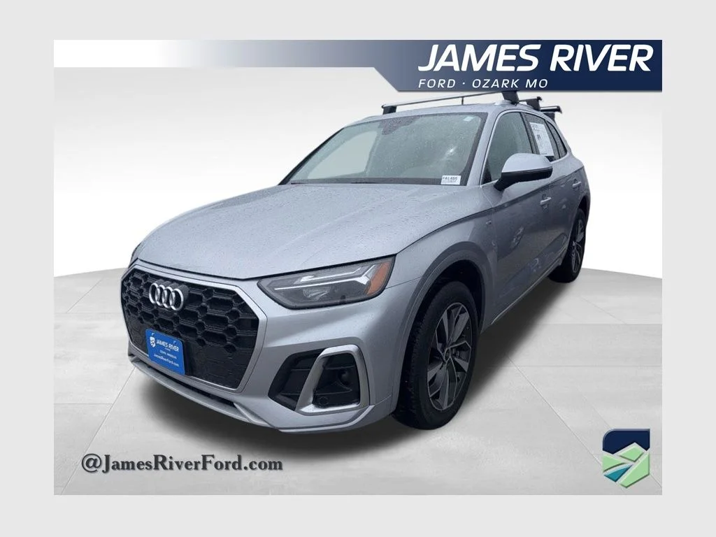 2024 Audi Q5 45 Premium Plus's photo