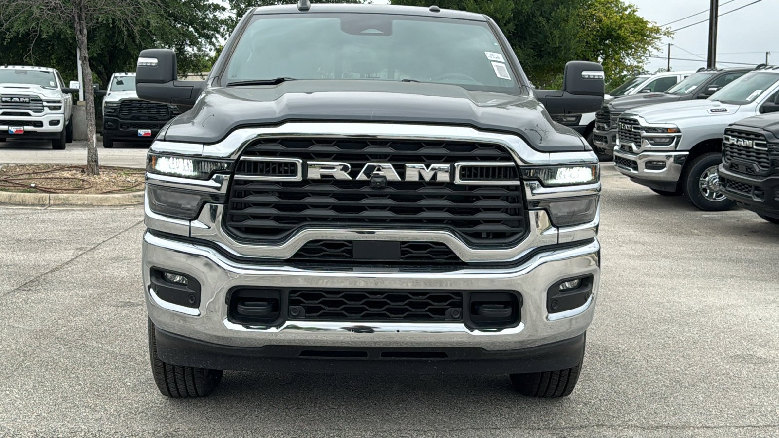 New 2026 Forged Blue Metallic Exterior Paint RAM Tradesman image 2