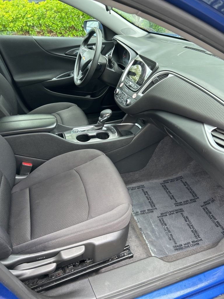 Used 2023 Blue Chevrolet LT image 23