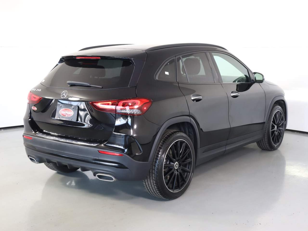 Used 2023 Night Black Mercedes-Benz GLA 250 image 4