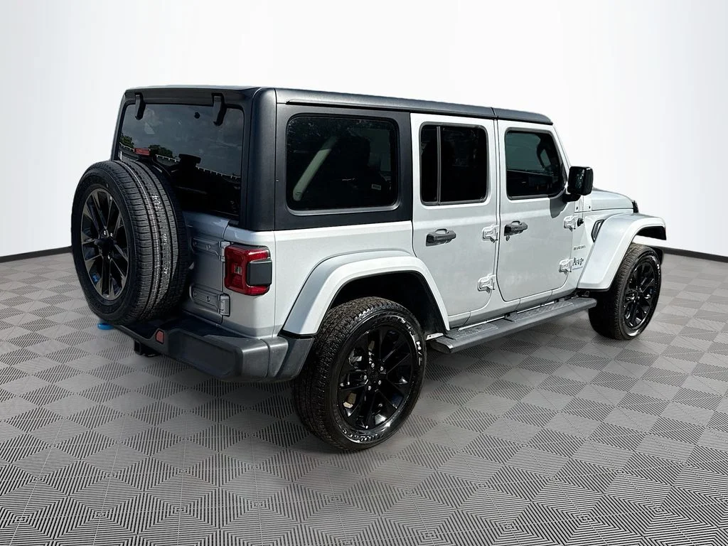 Used 2023 Silver Jeep Sahara 4xe image 6
