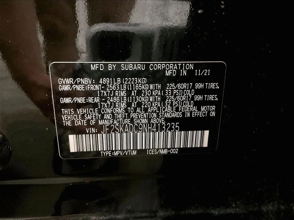 Used 2022 Black Subaru Premium image 39