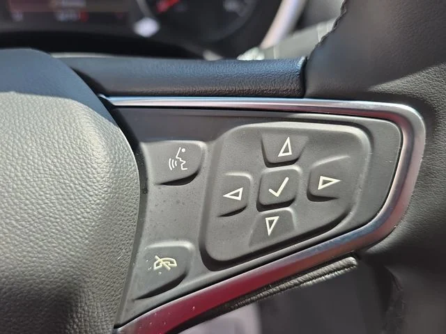 Used 2024 White Chevrolet Premier image 19