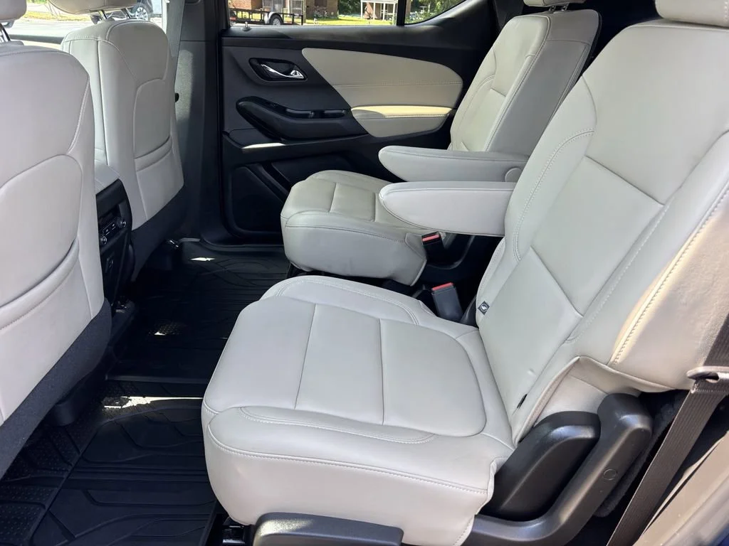 Used 2022 Northsky Blue Metallic Chevrolet LT Leather image 18