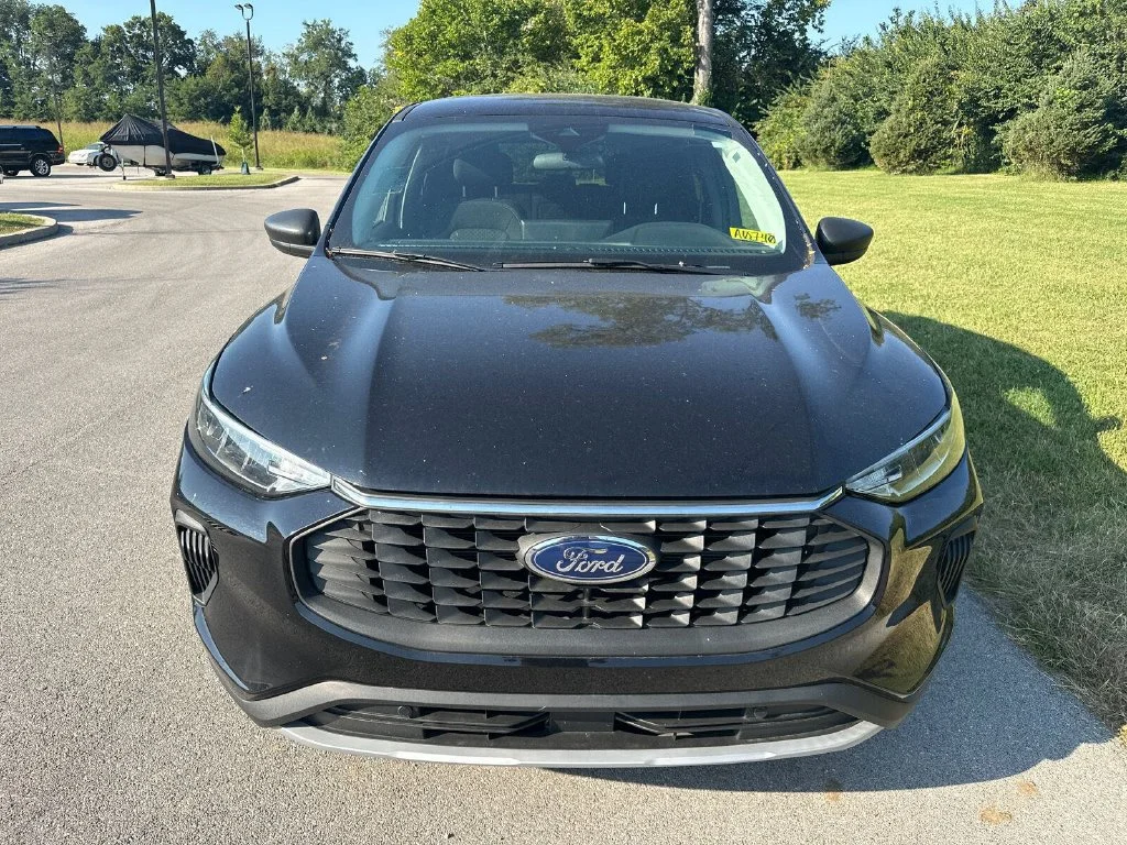 Used 2024 Black Ford Active image 8