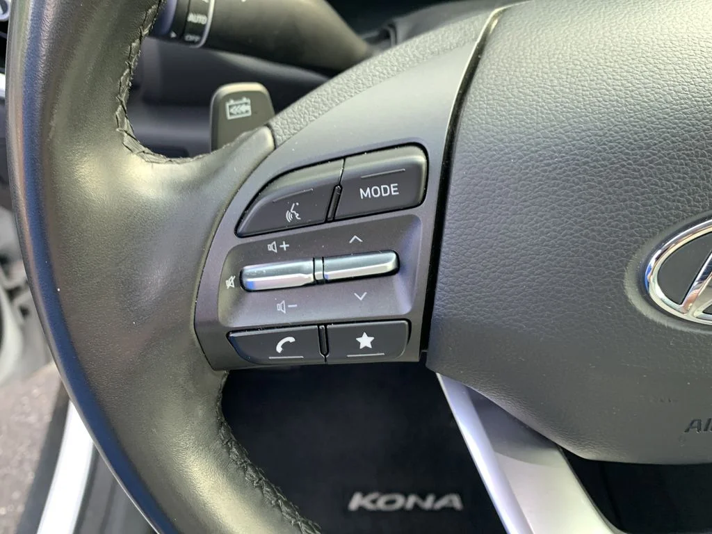 Certified Used 2023 Lunar White Hyundai SEL image 23
