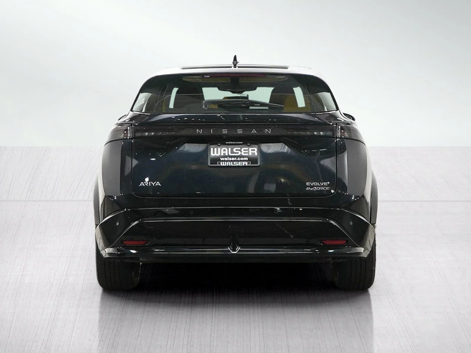 Used 2024 Northern Lights Metallic Nissan EVOLVE+ image 4