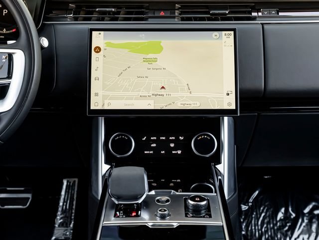 Used 2023 Carpathian Gray Premium Metallic Land Rover SE image 18