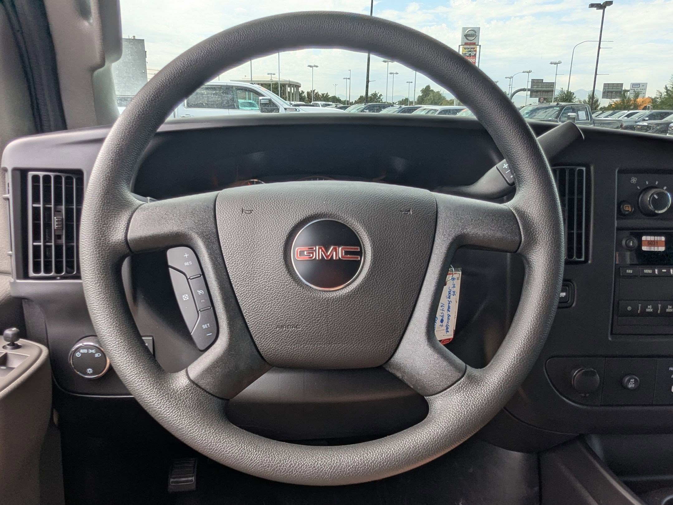 New 2025 Summit White GMC Work Van image 9