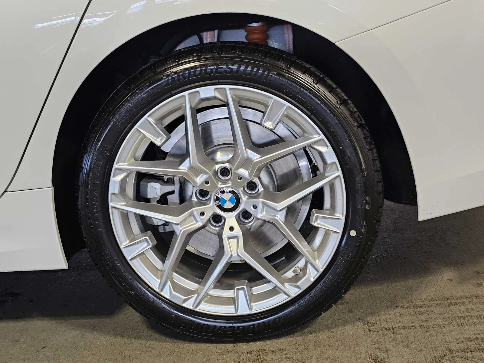New 2026 Alpine White BMW 330i NA xDrive image 8
