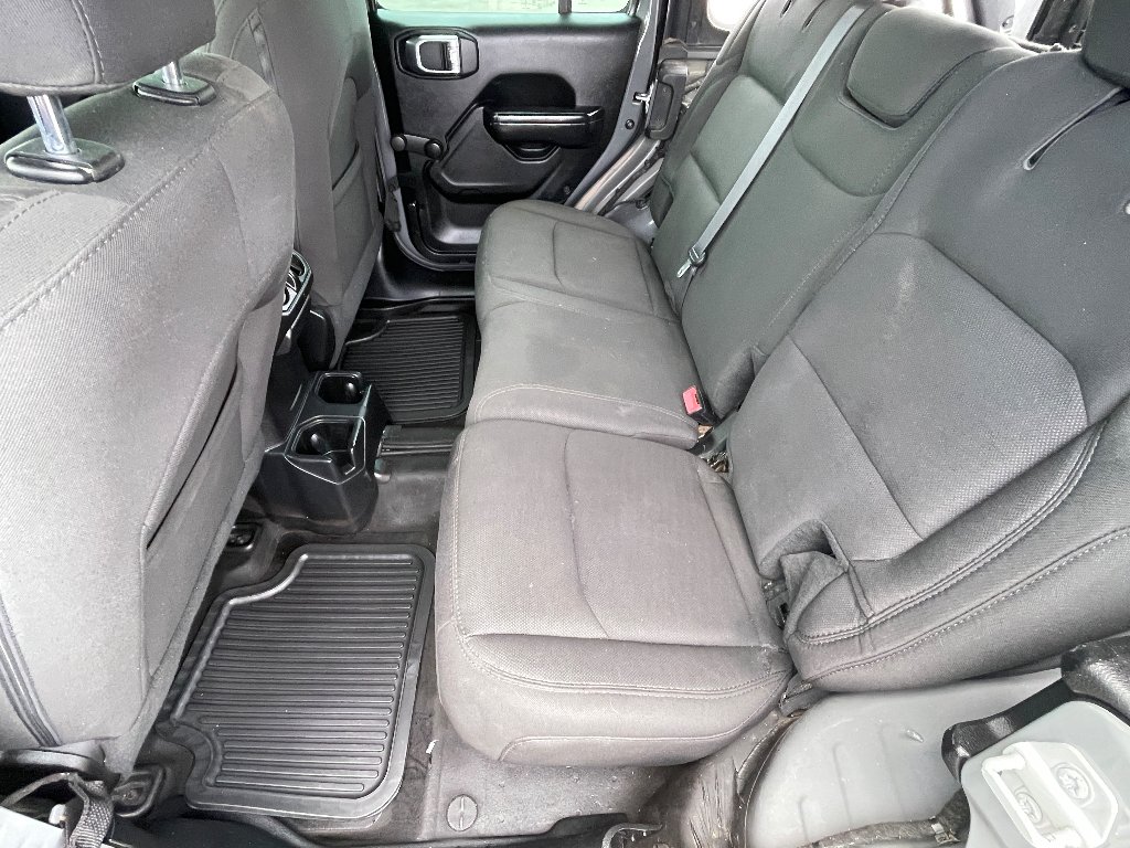 Used 2020 Sting-Gray Clearcoat Jeep Sport image 14