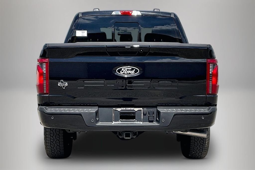 New 2026 Ford F-150 XLT 4D SuperCrew