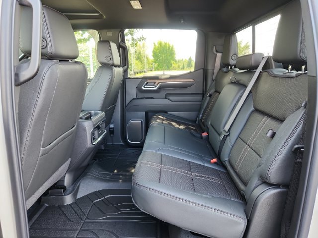 2026 Chevrolet Silverado 1500 High Country - Photo 15