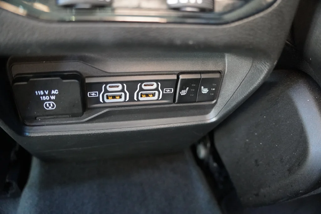 Certified Used 2023 Gray Jeep Limited image 18