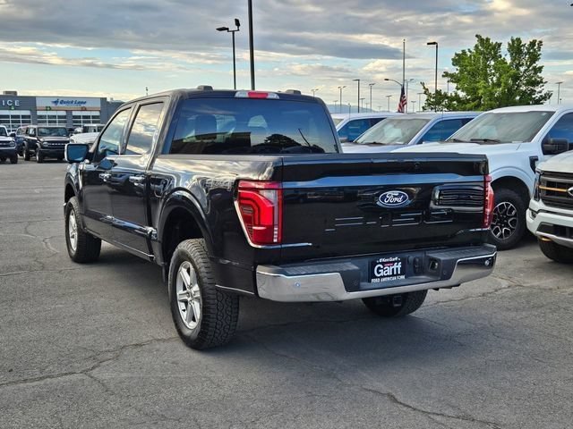 Used 2025 Black Metallic Ford LARIAT image 5