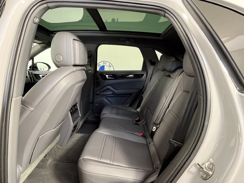 Used 2021 Chalk Porsche Base image 24
