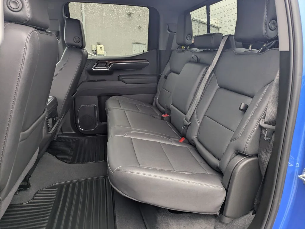 Used 2025 Blue Chevrolet RST image 14