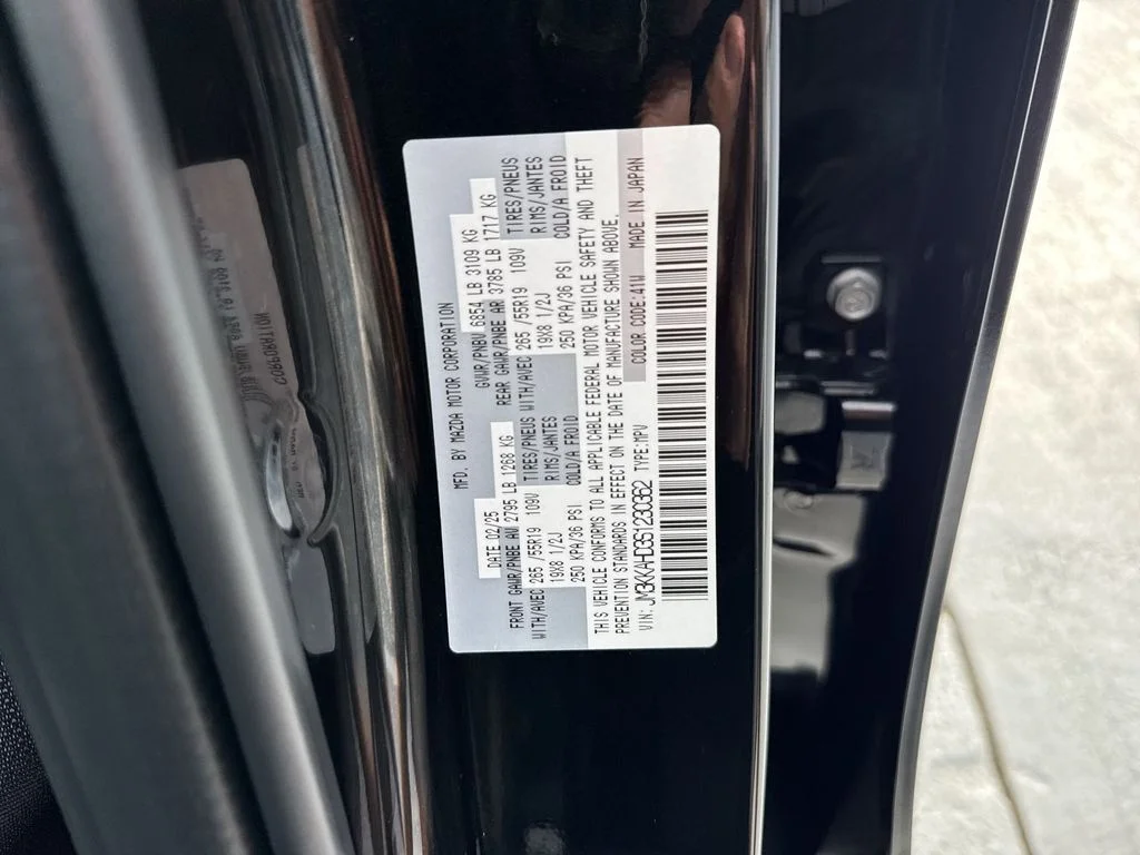 Used 2025 Jet Black Mazda 3.3 Turbo Select image 60