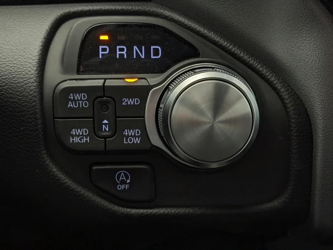 New 2026 Black RAM Sport - - 4x4 - HEMI V8 - Level 1 Equip - Sunroof & More! image 23