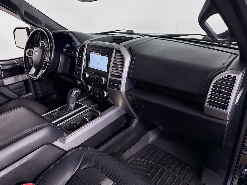 Used 2018 Shadow Black Ford Platinum image 31