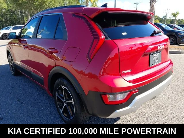 Used 2024 Red Kia LX image 6