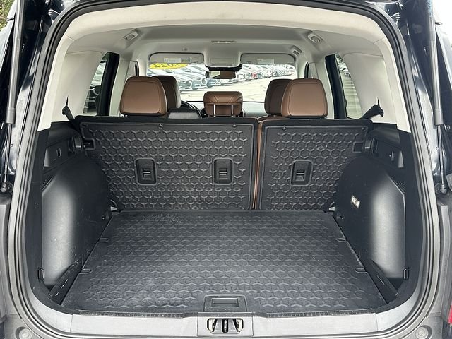 Used 2022 Blue Ford Outer Banks image 14