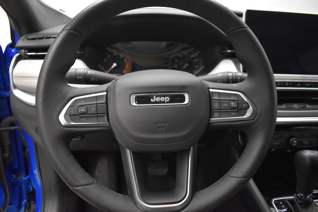 Used 2025 Blue Jeep Limited image 17