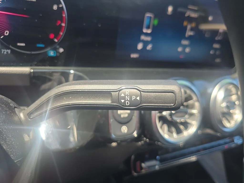 Used 2026 Silver Mercedes-Benz GLA 250 image 27