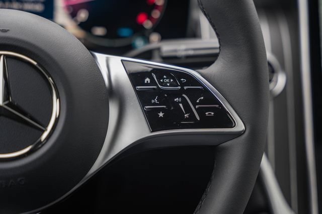 New 2026  Mercedes-Benz GLC 300 image 68
