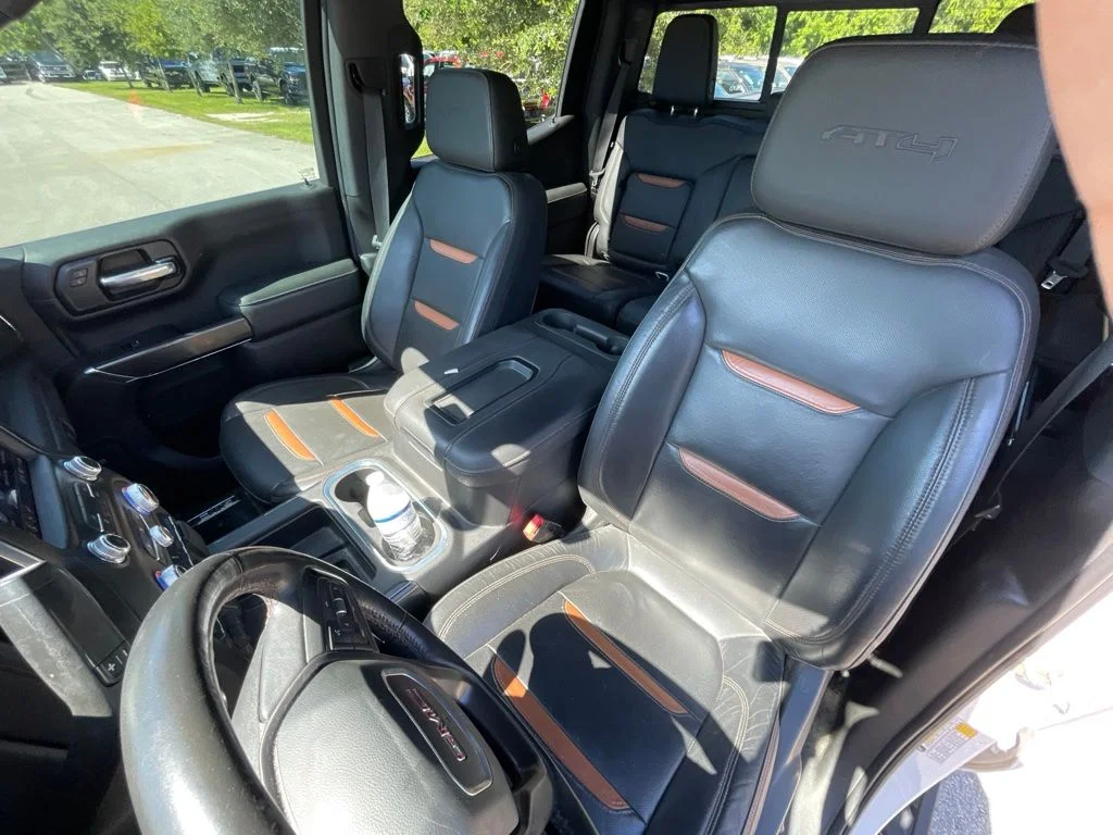 Used 2021 Summit White GMC AT4 image 10