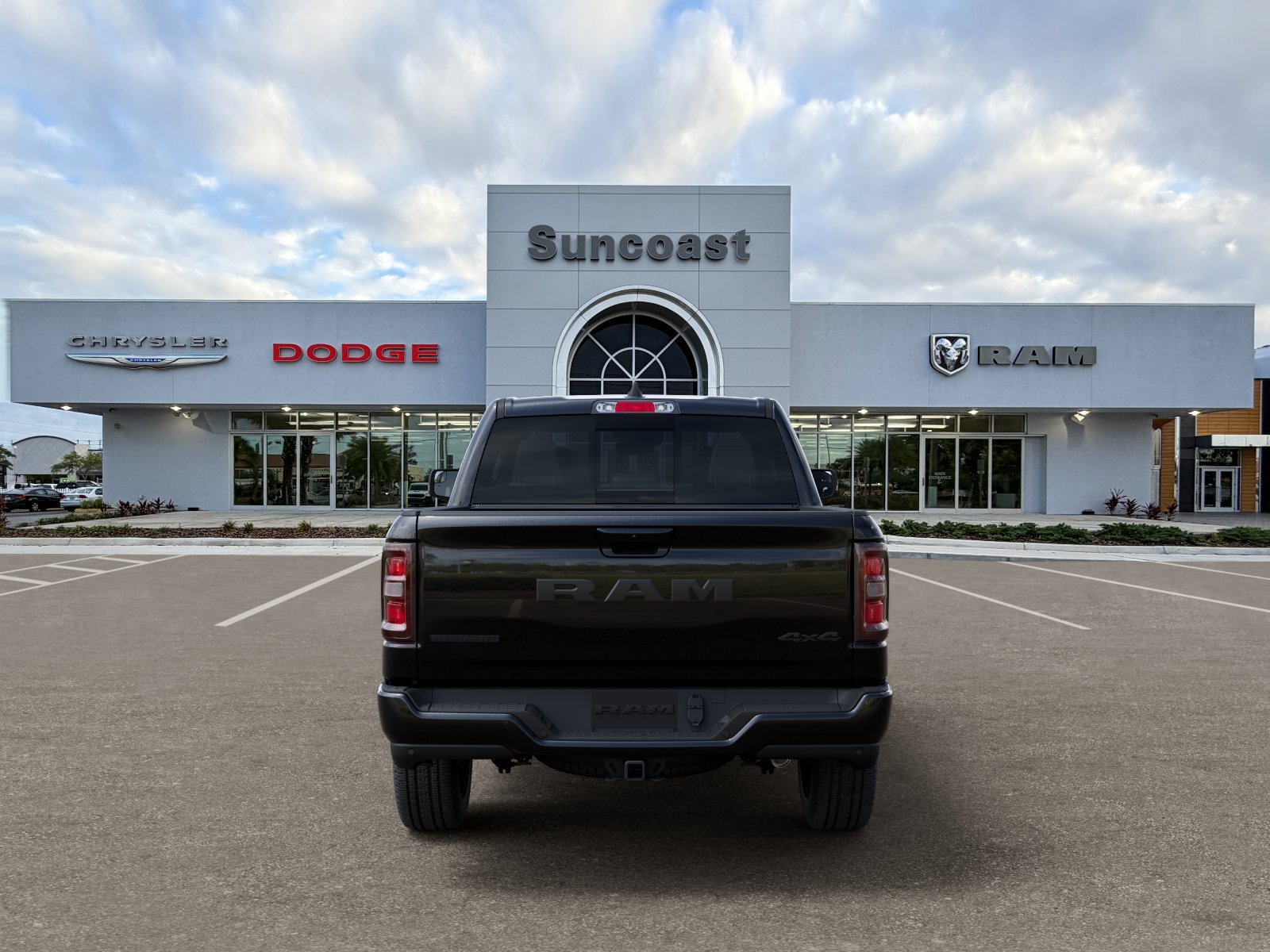 New 2026 Diamond Black Crystal Pearl-Coat Exterior Paint RAM BIG HORN image 12