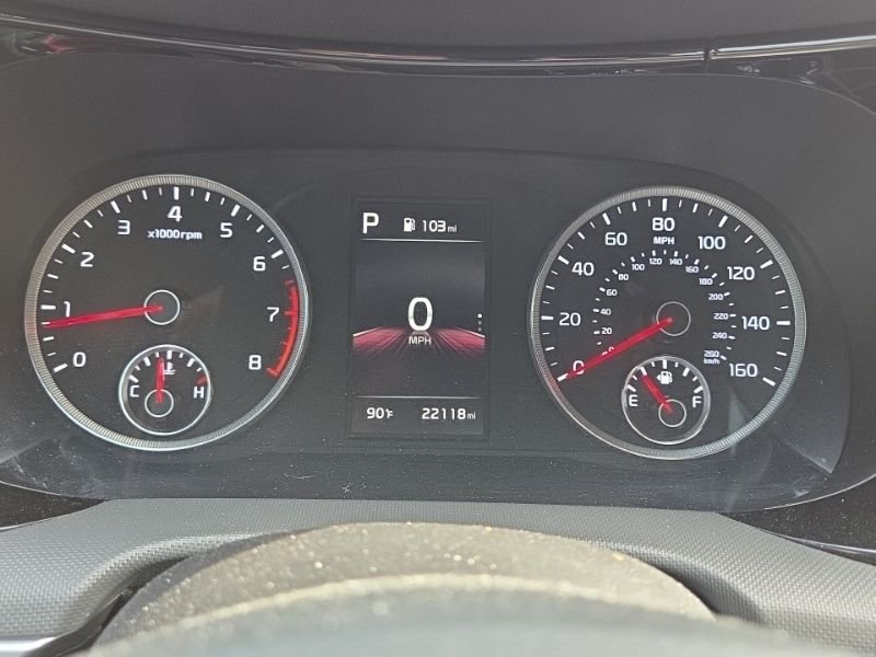 Used 2024 Gray Kia GT-Line image 13