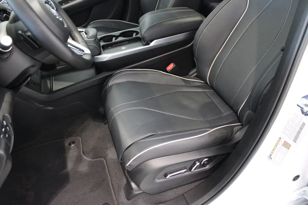 New 2026 Platinum White Pearl Acura Advance Package image 9