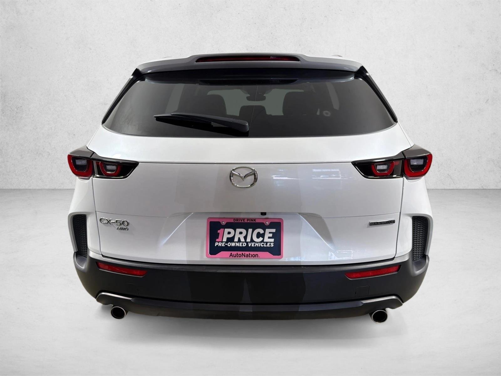 Used 2025 Wind Chill Pearl Mazda 2.5 S Preferred Package image 4