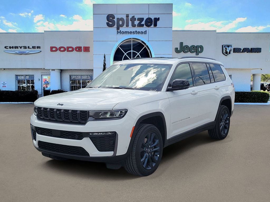 New 2026 Bright White Clear-Coat Exterior Paint Jeep Limited image 4