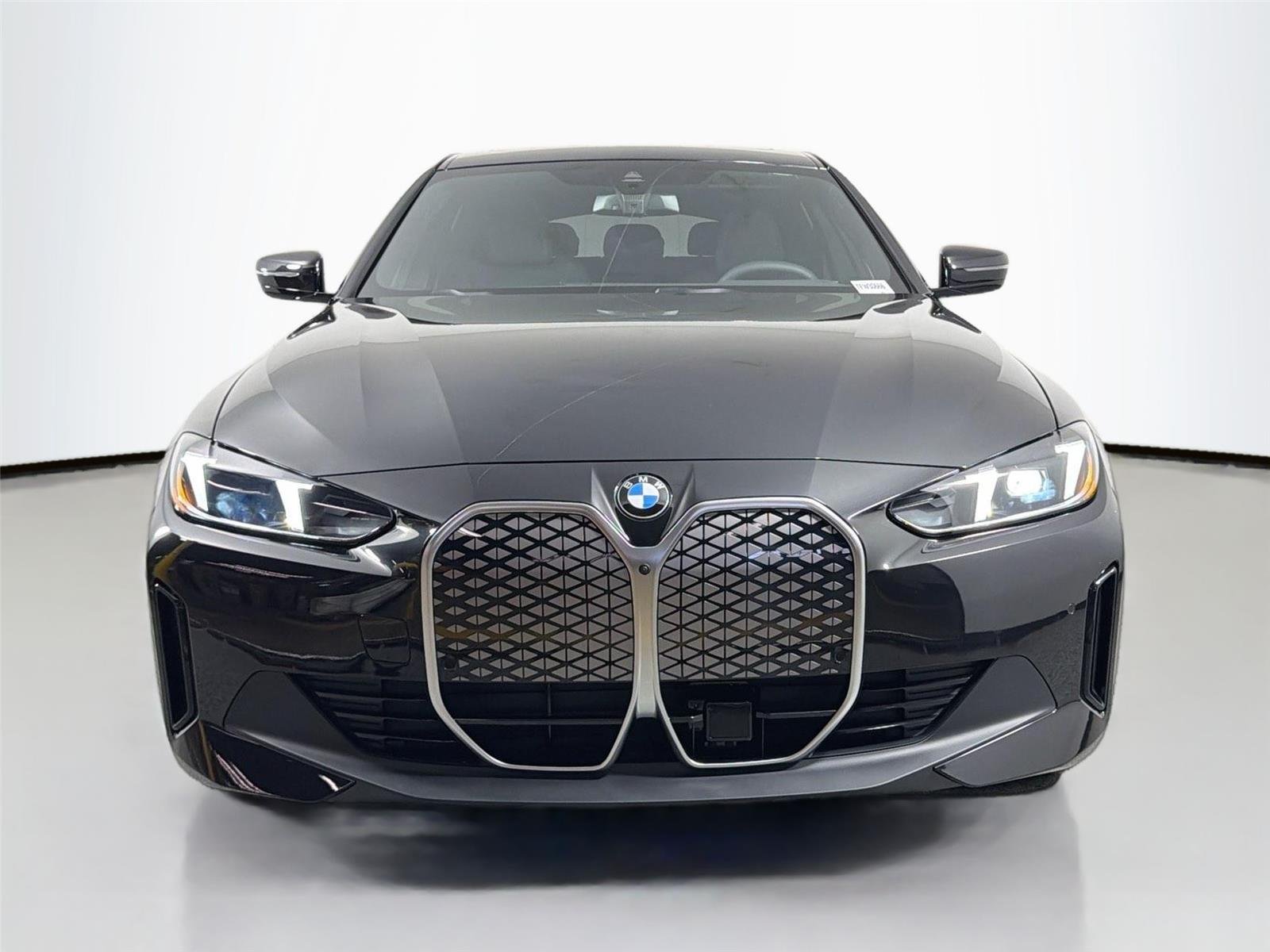 New 2026 Black Sapphire Metallic BMW eDrive40 image 2