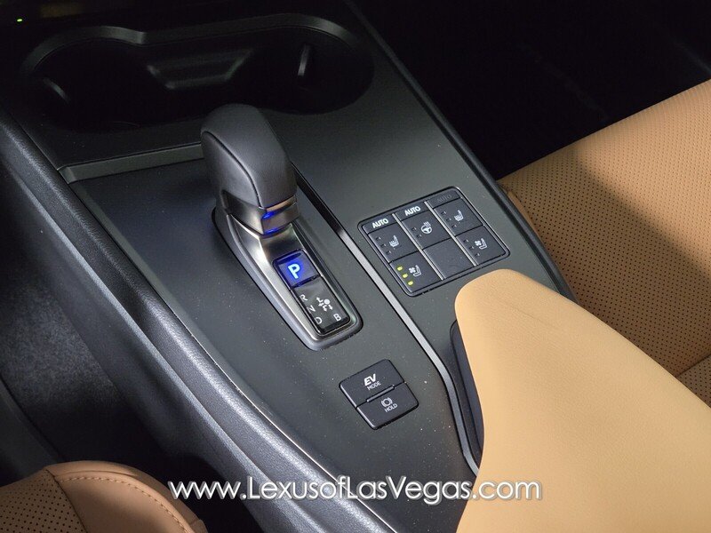 2025 Lexus UX 300h Premium - Photo 22