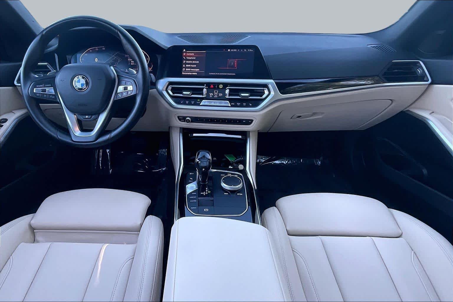 Used 2019 Mediterranean Blue Metallic BMW 330i xDrive image 15