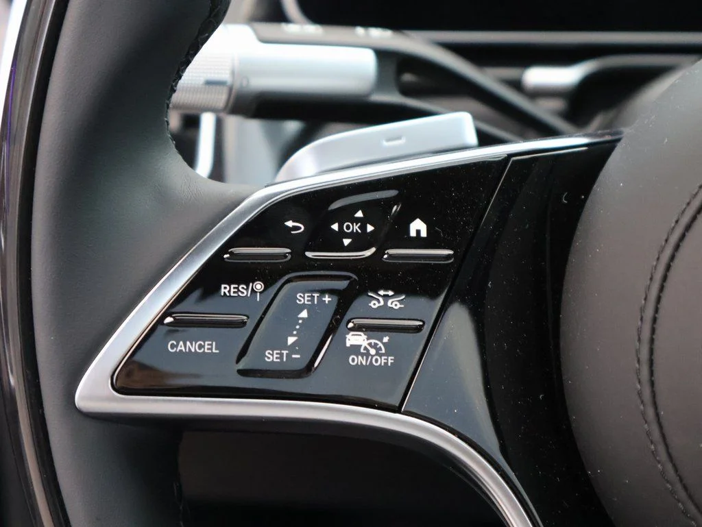 New 2026 Black Mercedes-Benz S 580 image 32
