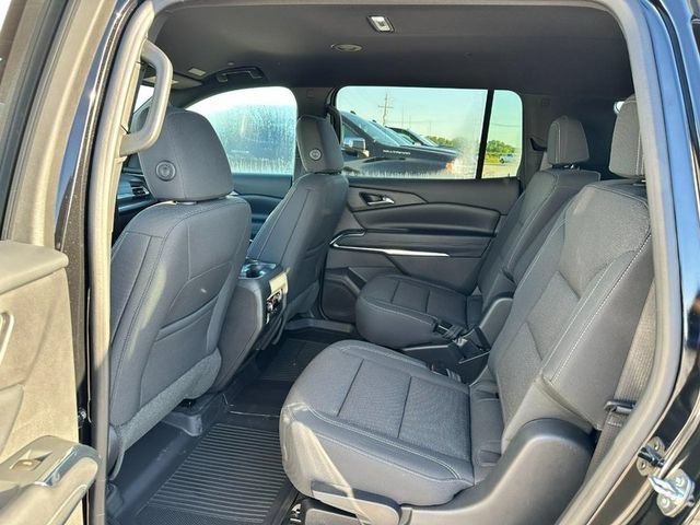 New 2026 Mosaic Black Metallic Chevrolet LT image 5
