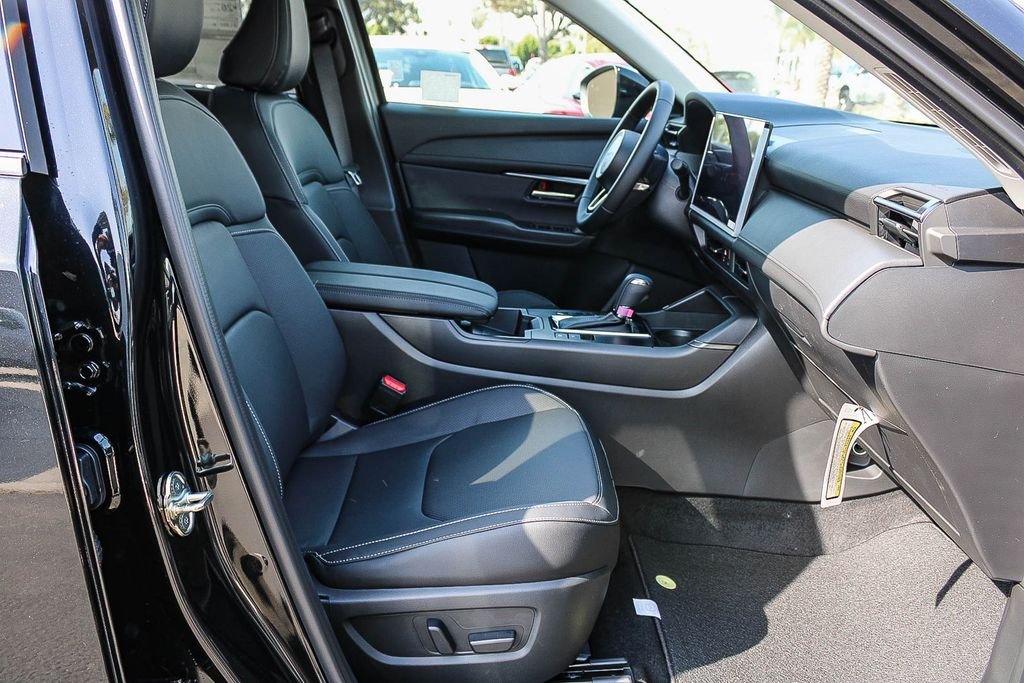 New 2026 Machine Gray Metallic Mazda 2.5 S Premium AWD image 18