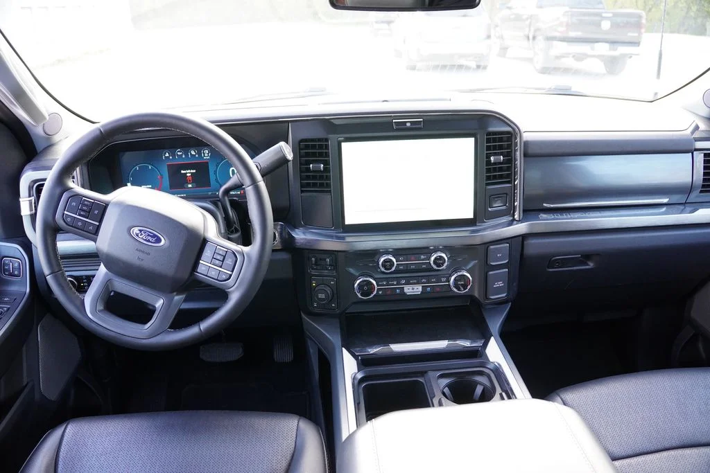 Used 2025 Gray Ford Lariat image 20