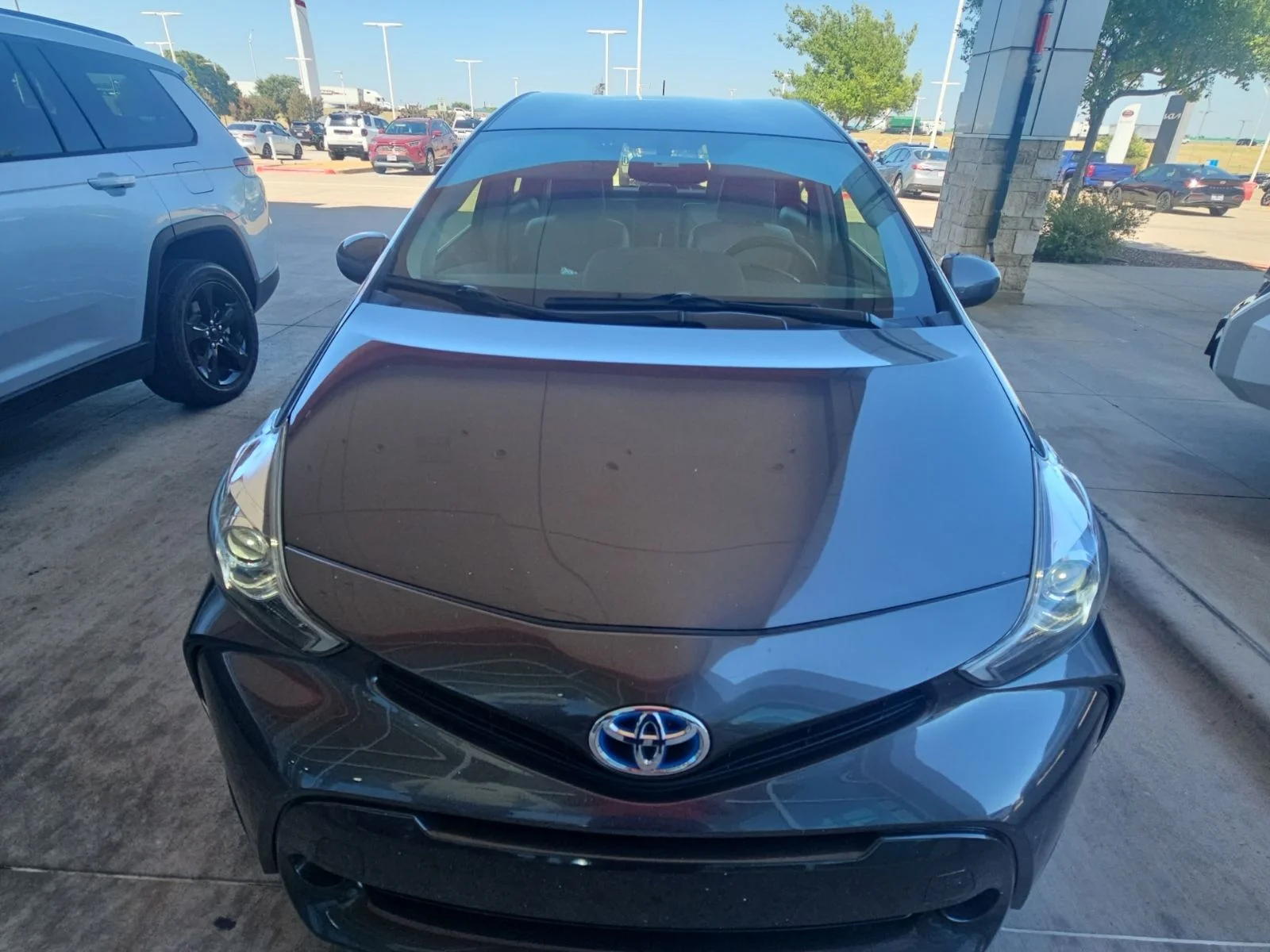 Used 2016 Gray Toyota Five image 21