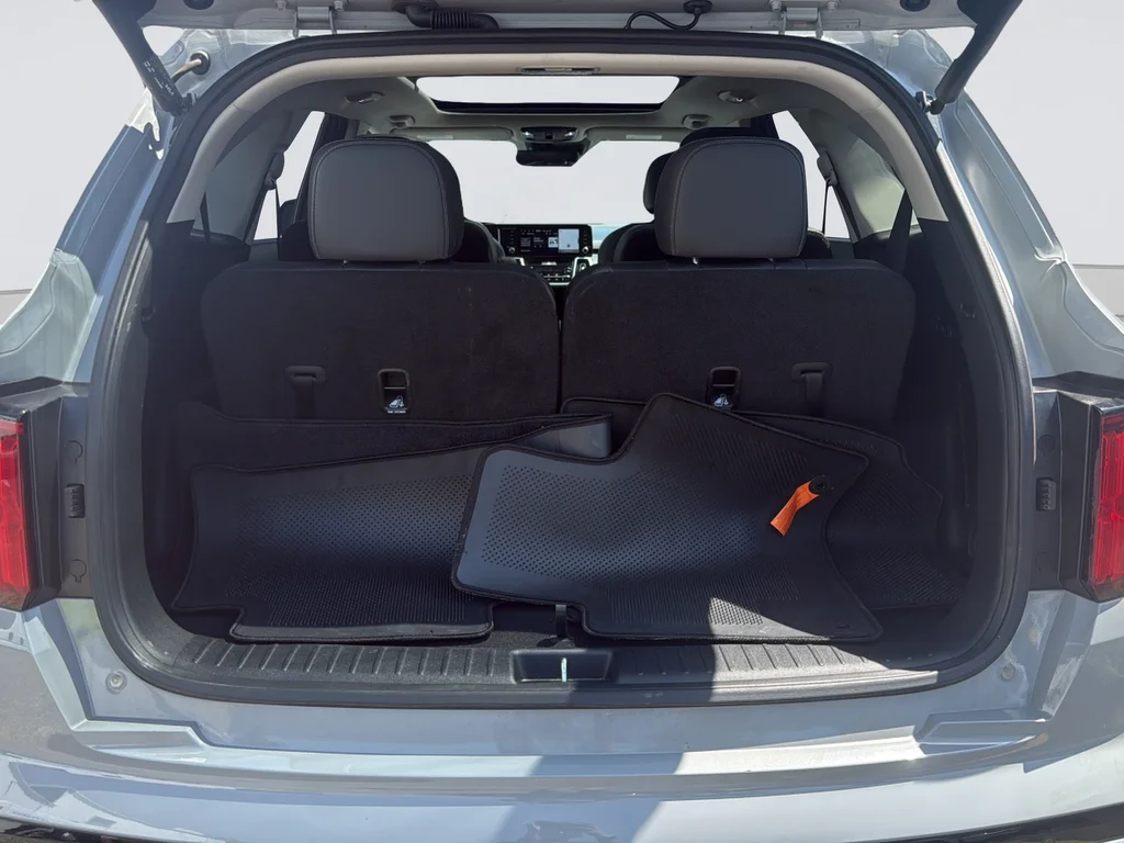 Used 2023 Gray Kia SX image 35