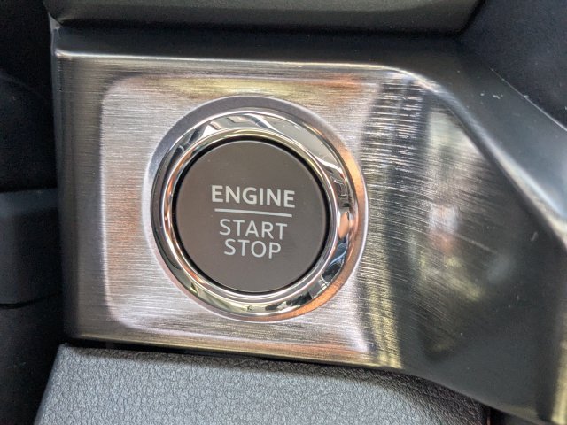 New 2026 Gray Ford Lariat image 27