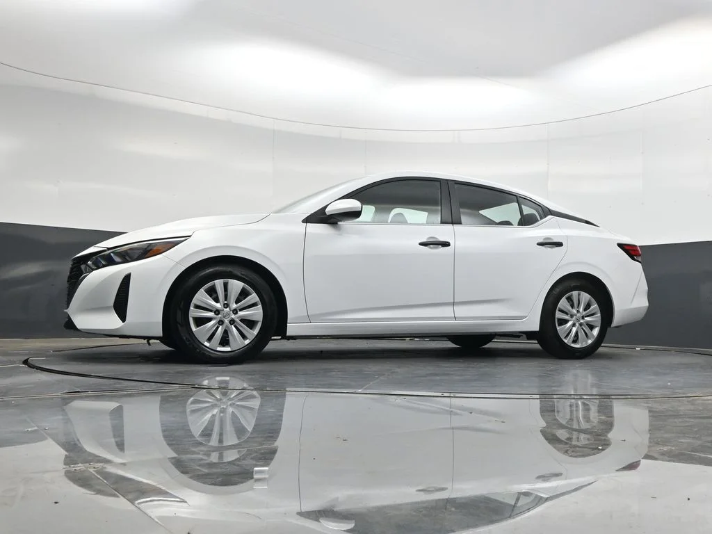 2025 Nissan Sentra S - Photo 31