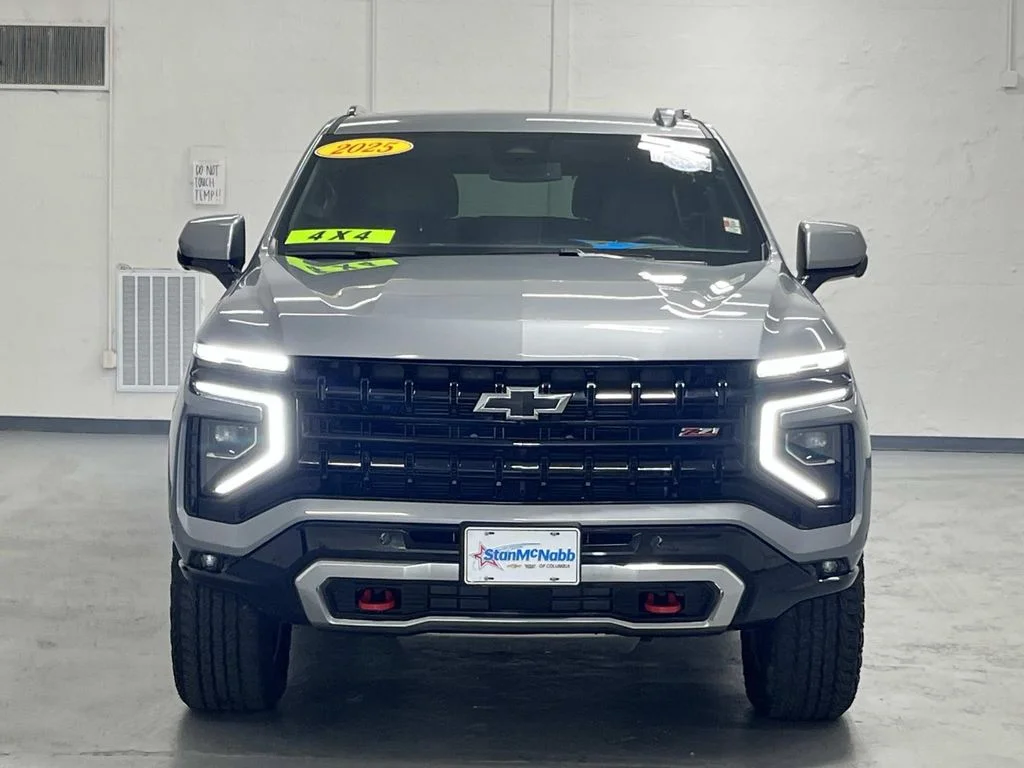 Used 2025 Sterling Gray Metallic Chevrolet Z71 image 3