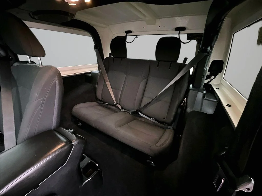 Used 2019 Gray Jeep Sport image 27