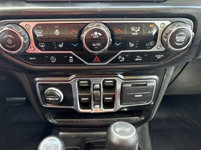 Used 2022 Yellow Jeep Unlimited Sport S image 25