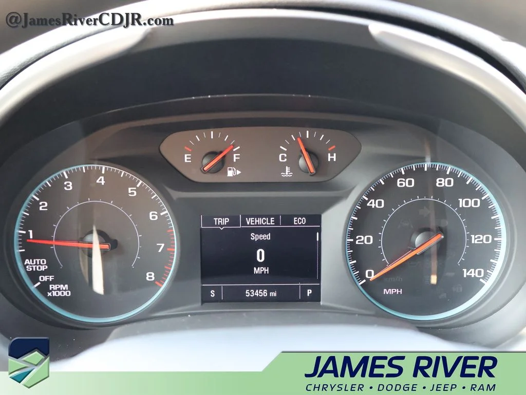 Used 2024 White Chevrolet LT image 28